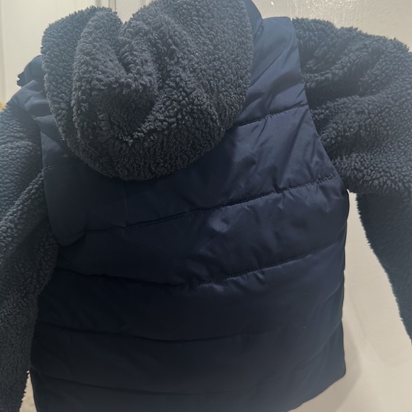 Fleece and Vest Jacket - Picture 5 of 5